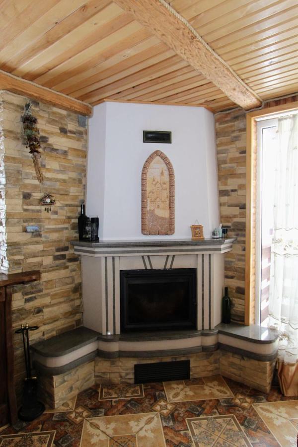 Cottage "Karpatske Shale" Jaremče Esterno foto